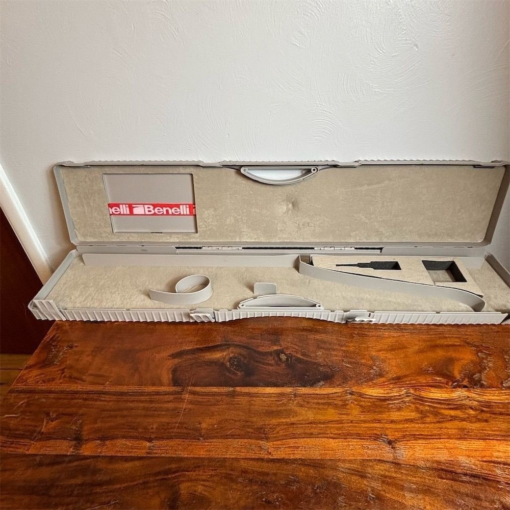 Benelli Gray‎ Hard Shell Takedown Shotgun Case Plush Lined Push Latch Storage